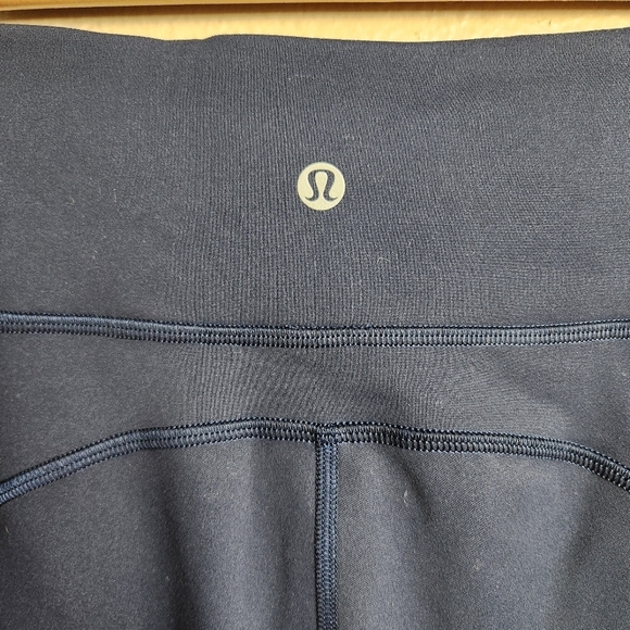 Lululemon Womens Navy Wunder Train High-Rise Stash Pocket Tight 25"-Size 8 - Picture 6 of 9